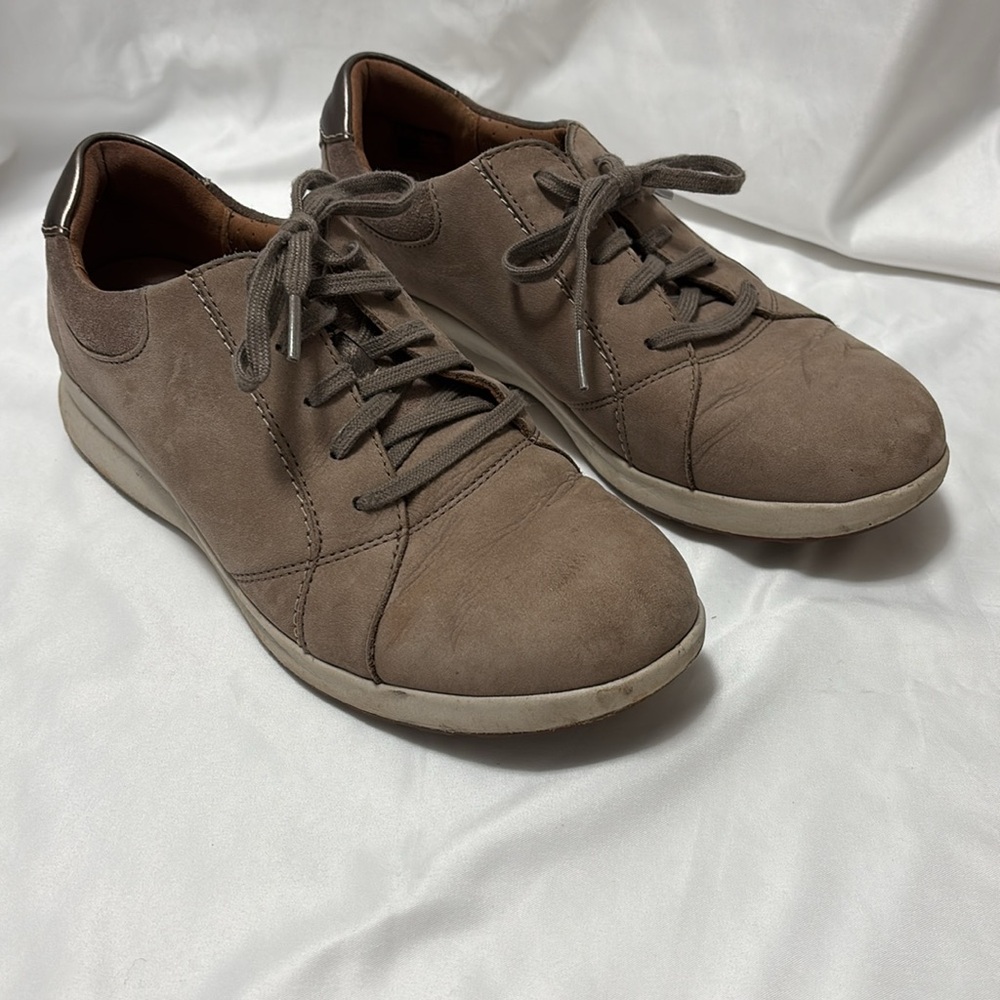 Clark’s Un Adorn Unstructured Pebble Size 7.5w (W… - image 1